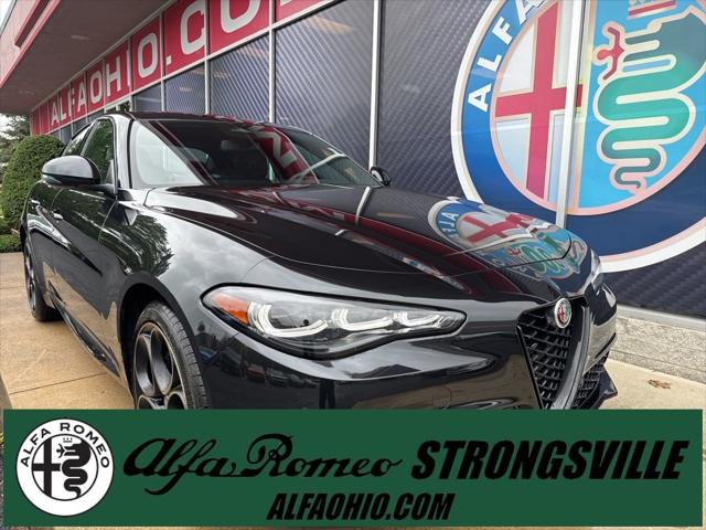 2025 Alfa Romeo Giulia GIULIA INTENSA AWD