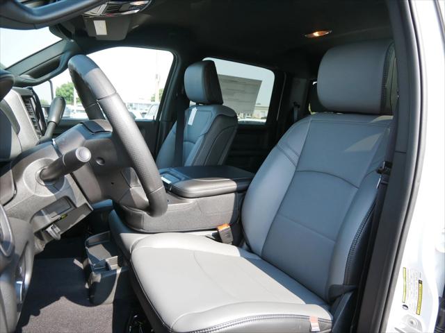 2025 RAM Ram 2500 RAM 2500 TRADESMAN CREW CAB 4X4 64 BOX