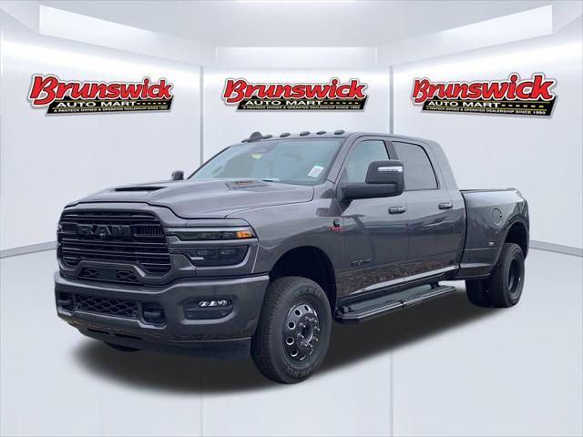 2025 RAM Ram 3500 RAM 3500 LARAMIE MEGA CAB 4X4 64 BOX