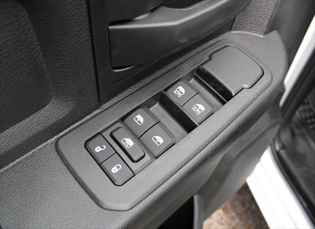 2025 RAM Ram 3500 RAM 3500 TRADESMAN CREW CAB 4X4 8 BOX