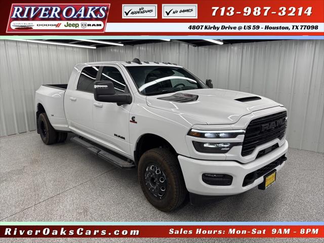 2025 RAM Ram 3500 RAM 3500 LARAMIE MEGA CAB 4X4 64 BOX
