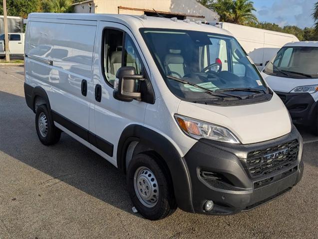 2025 RAM Ram ProMaster RAM PROMASTER 1500 TRADESMAN CARGO VAN LOW ROOF 136 WB 2025 RAM Ram ProMaster RAM PROMASTER 1500 TRADESMAN CARGO VAN LOW ROOF 136 WB