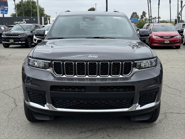 2025 Jeep Grand Cherokee GRAND CHEROKEE L LAREDO X 4X4