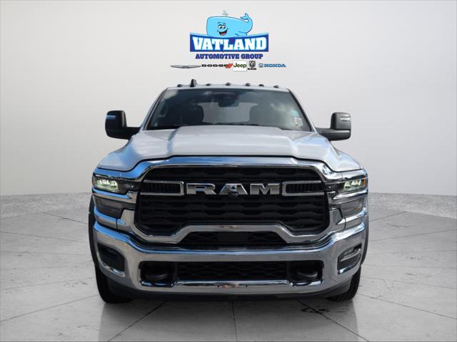 2025 RAM Ram 4500 Chassis Cab RAM 4500 TRADESMAN CHASSIS CREW CAB 4X4 60 CA 2025 RAM Ram 4500 Chassis Cab RAM 4500 TRADESMAN CHASSIS CREW CAB 4X4 60 CA