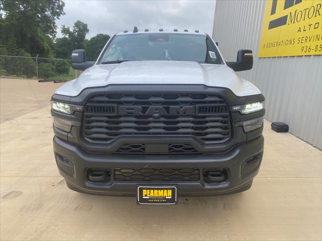 2025 RAM Ram 3500 Chassis Cab RAM 3500 TRADESMAN CHASSIS REGULAR CAB 4X4 60 CA