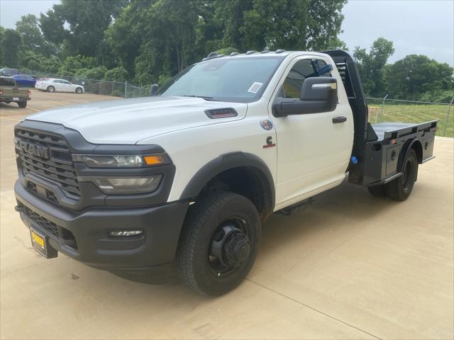 2025 RAM Ram 3500 Chassis Cab RAM 3500 TRADESMAN CHASSIS REGULAR CAB 4X4 60 CA