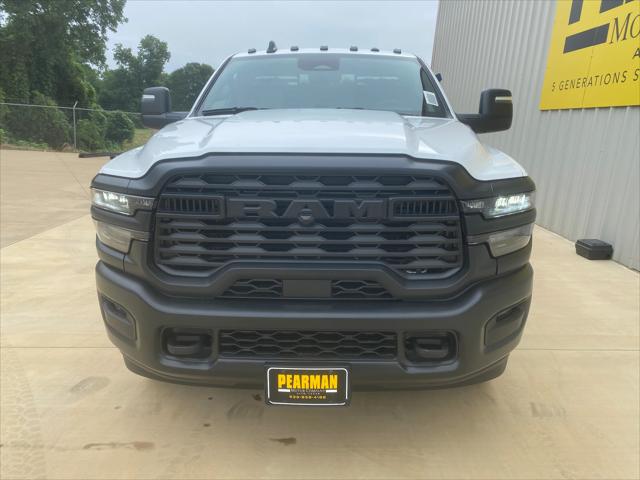 2025 RAM Ram 3500 Chassis Cab RAM 3500 TRADESMAN CHASSIS REGULAR CAB 4X4 60 CA