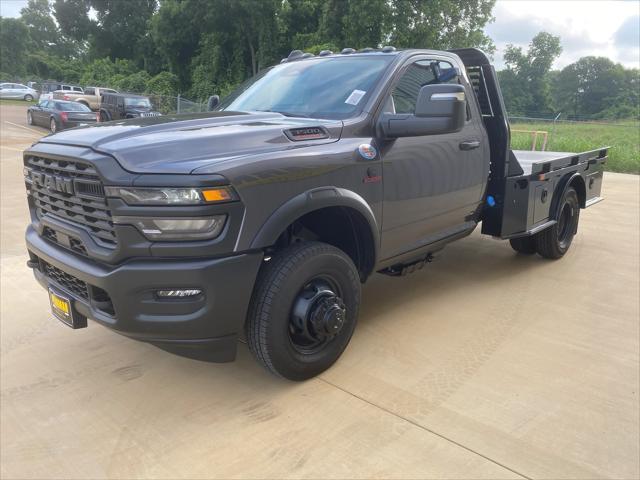 2025 RAM Ram 3500 Chassis Cab RAM 3500 TRADESMAN CHASSIS REGULAR CAB 4X4 60 CA