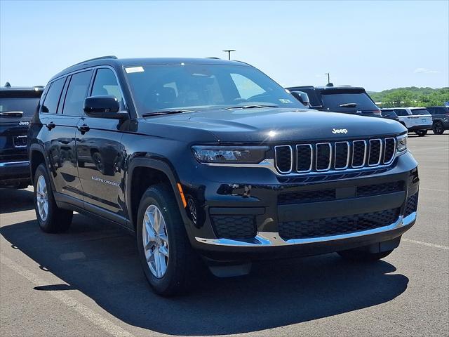 2025 Jeep Grand Cherokee GRAND CHEROKEE L LAREDO X 4X4