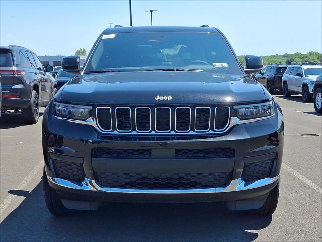 2025 Jeep Grand Cherokee GRAND CHEROKEE L LAREDO X 4X4