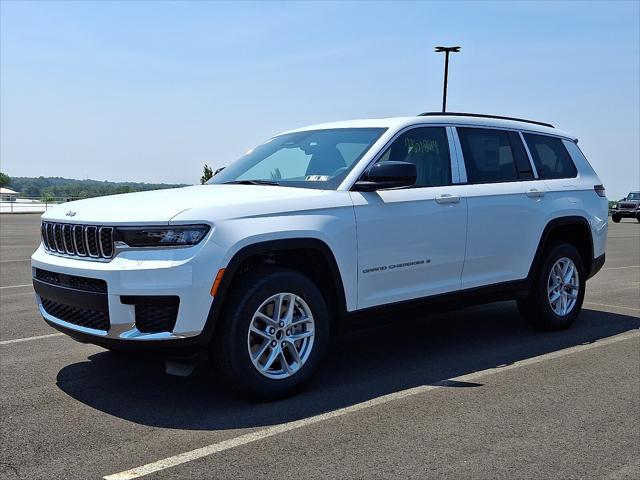 2025 Jeep Grand Cherokee GRAND CHEROKEE L LAREDO X 4X4