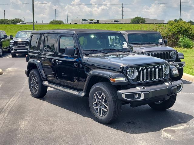 2025 Jeep Wrangler WRANGLER 4-DOOR SAHARA
