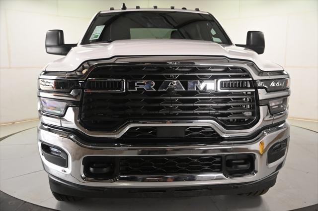 2025 RAM Ram 3500 RAM 3500 TRADESMAN CREW CAB 4X4 8 BOX