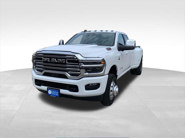 2025 RAM Ram 3500 RAM 3500 LARAMIE CREW CAB 4X4 8 BOX