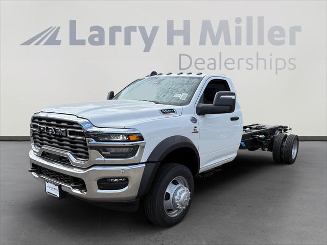 2025 RAM Ram 5500 Chassis Cab RAM 5500 TRADESMAN CHASSIS REGULAR CAB 4X4 120 CA