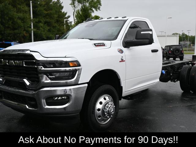 2025 RAM Ram 3500 Chassis Cab RAM 3500 TRADESMAN CHASSIS REGULAR CAB 4X4 84 CA