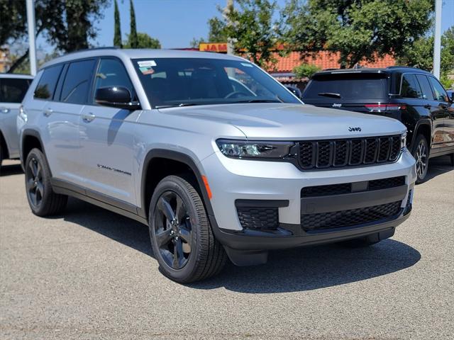 2025 Jeep Grand Cherokee GRAND CHEROKEE L ALTITUDE X 4X4