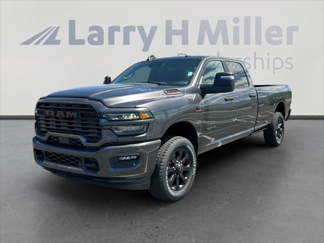 2025 RAM Ram 3500 RAM 3500 BIG HORN CREW CAB 4X4 8 BOX