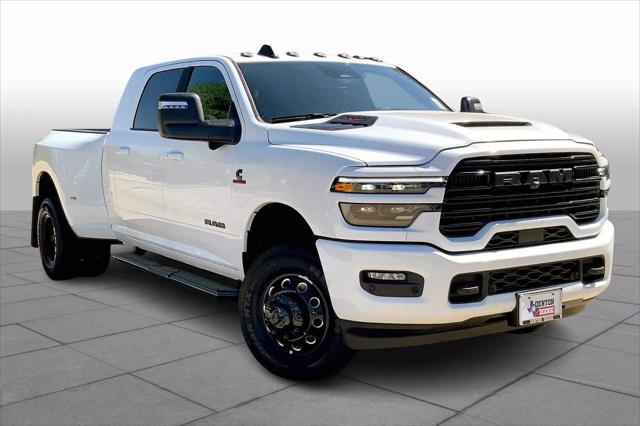 2025 RAM Ram 3500 RAM 3500 LARAMIE MEGA CAB 4X4 64 BOX