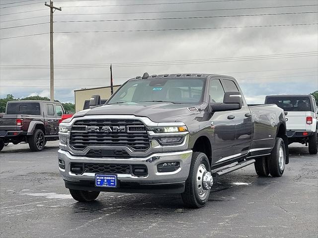 2025 RAM Ram 3500 RAM 3500 TRADESMAN CREW CAB 4X4 8 BOX