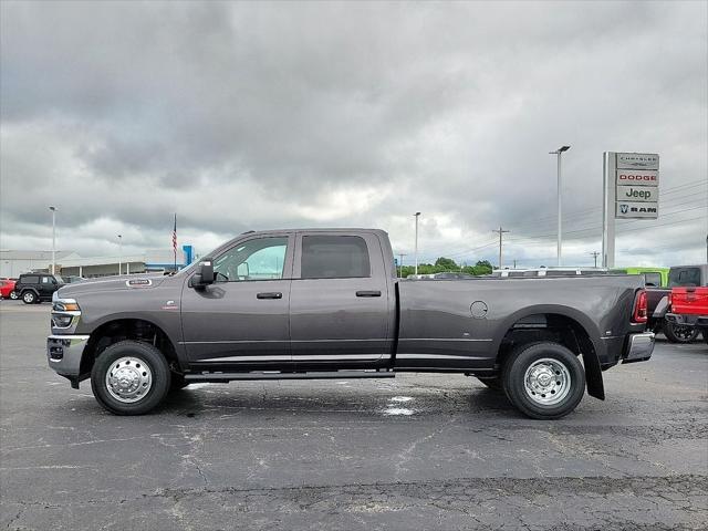 2025 RAM Ram 3500 RAM 3500 TRADESMAN CREW CAB 4X4 8 BOX
