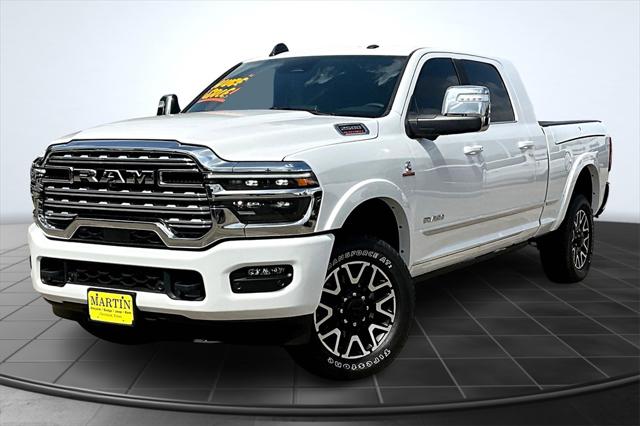 2025 RAM Ram 2500 RAM 2500 LIMITED MEGA CAB 4X4 64 BOX