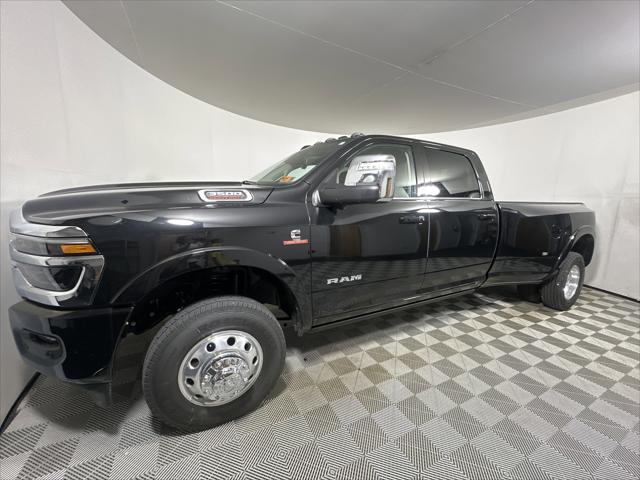 2025 RAM Ram 3500 RAM 3500 LIMITED LONGHORN CREW CAB 4X4 8 BOX 2025 RAM Ram 3500 RAM 3500 LIMITED LONGHORN CREW CAB 4X4 8 BOX