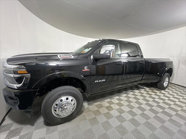 2025 RAM Ram 3500 RAM 3500 LIMITED LONGHORN CREW CAB 4X4 8 BOX 2025 RAM Ram 3500 RAM 3500 LIMITED LONGHORN CREW CAB 4X4 8 BOX