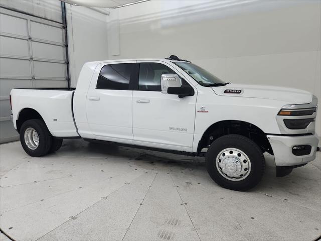 2025 RAM Ram 3500 RAM 3500 LARAMIE MEGA CAB 4X4 64 BOX 2025 RAM Ram 3500 RAM 3500 LARAMIE MEGA CAB 4X4 64 BOX