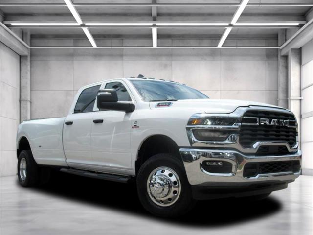 2025 RAM Ram 3500 RAM 3500 TRADESMAN CREW CAB 4X4 8 BOX