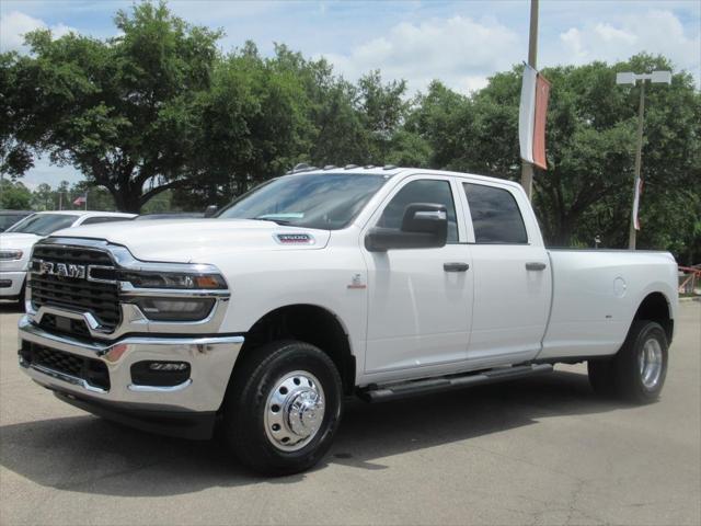 2025 RAM Ram 3500 RAM 3500 TRADESMAN CREW CAB 4X4 8 BOX