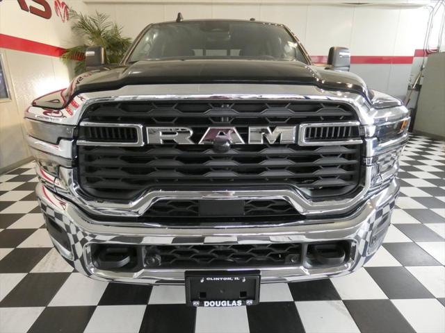 2025 RAM Ram 2500 RAM 2500 TRADESMAN CREW CAB 4X4 64 BOX