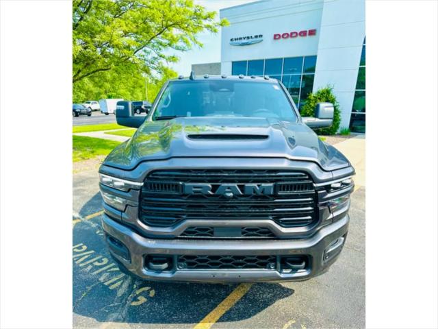 2025 RAM Ram 2500 RAM 2500 LARAMIE MEGA CAB 4X4 64 BOX