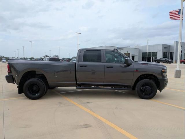 2025 RAM Ram 3500 RAM 3500 TRADESMAN CREW CAB 4X4 8 BOX