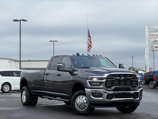 2025 RAM Ram 3500 RAM 3500 TRADESMAN CREW CAB 4X4 8 BOX