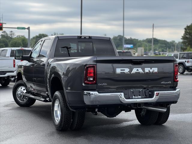 2025 RAM Ram 3500 RAM 3500 TRADESMAN CREW CAB 4X4 8 BOX