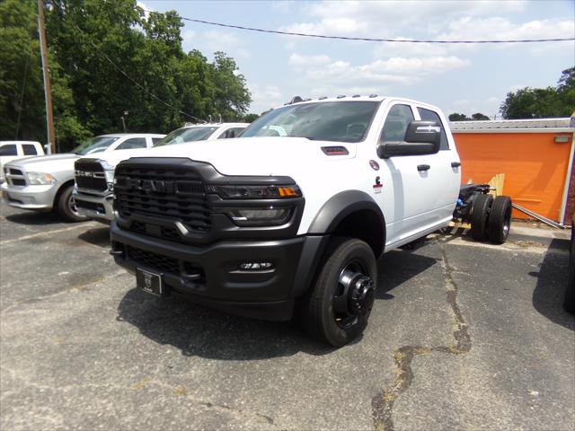 2025 RAM Ram 5500 Chassis Cab RAM 5500 TRADESMAN CHASSIS CREW CAB 4X4 84 CA
