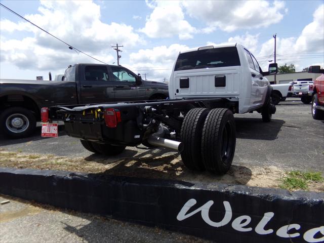 2025 RAM Ram 5500 Chassis Cab RAM 5500 TRADESMAN CHASSIS CREW CAB 4X4 84 CA