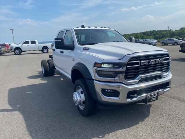2025 RAM Ram 4500 Chassis Cab RAM 4500 TRADESMAN CHASSIS CREW CAB 4X4 60 CA