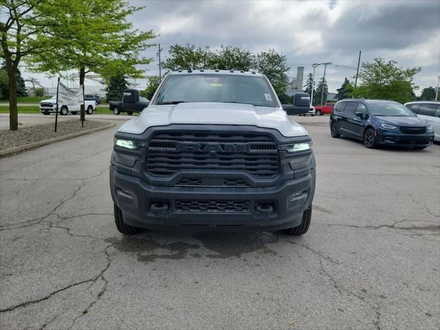 2025 RAM Ram 5500 Chassis Cab RAM 5500 TRADESMAN CHASSIS CREW CAB 4X4 84 CA 2025 RAM Ram 5500 Chassis Cab RAM 5500 TRADESMAN CHASSIS CREW CAB 4X4 84 CA