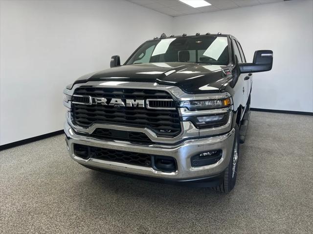 2025 RAM Ram 2500 RAM 2500 TRADESMAN CREW CAB 4X4 64 BOX