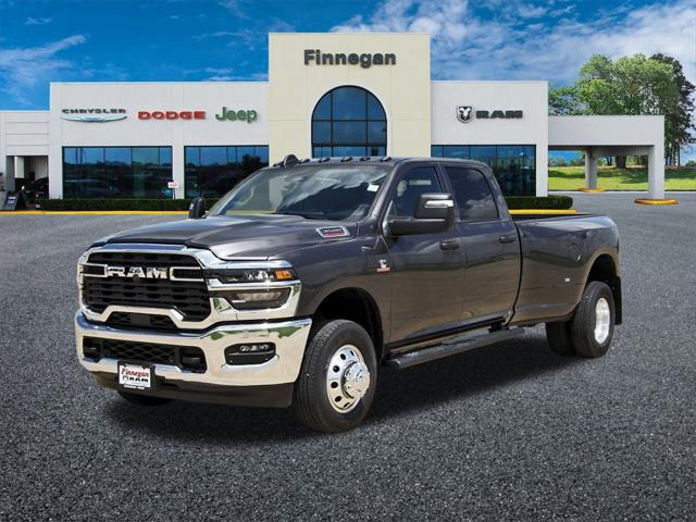 2025 RAM Ram 3500 RAM 3500 TRADESMAN CREW CAB 4X4 8 BOX