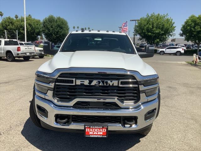 2025 RAM Ram 5500 Chassis Cab RAM 5500 TRADESMAN CHASSIS CREW CAB 4X4 84 CA