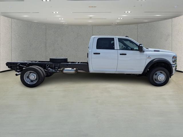 2025 RAM Ram 5500 Chassis Cab RAM 5500 TRADESMAN CHASSIS CREW CAB 4X4 84 CA