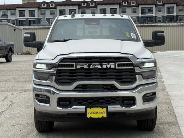 2025 RAM Ram 2500 RAM 2500 TRADESMAN CREW CAB 4X4 64 BOX