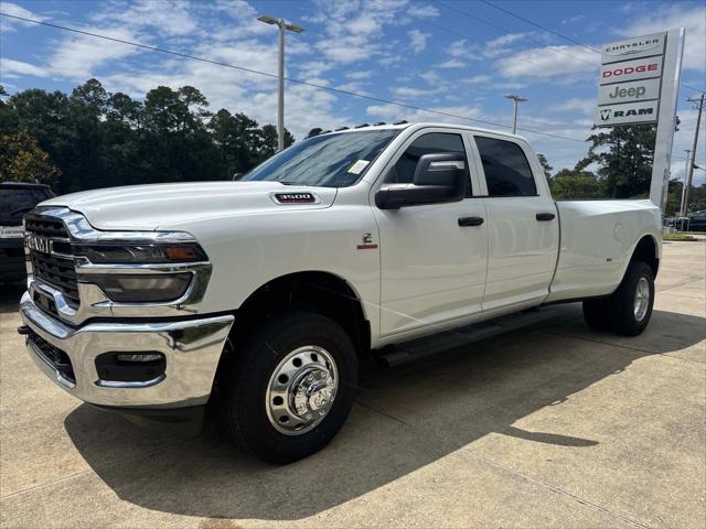 2025 RAM Ram 3500 RAM 3500 TRADESMAN CREW CAB 4X4 8 BOX
