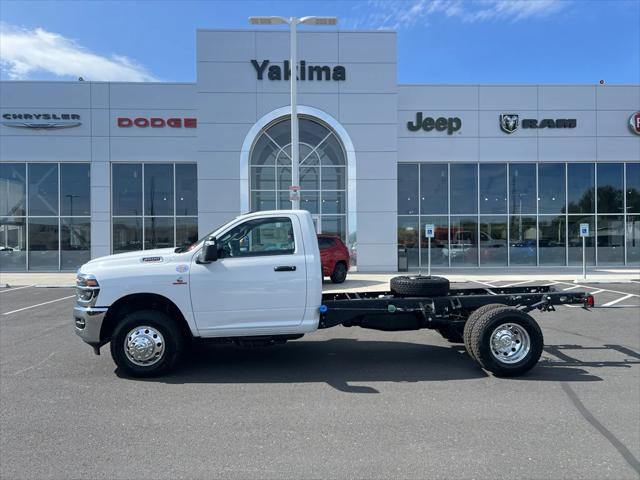 2025 RAM Ram 3500 Chassis Cab RAM 3500 TRADESMAN CHASSIS REGULAR CAB 4X4 84 CA
