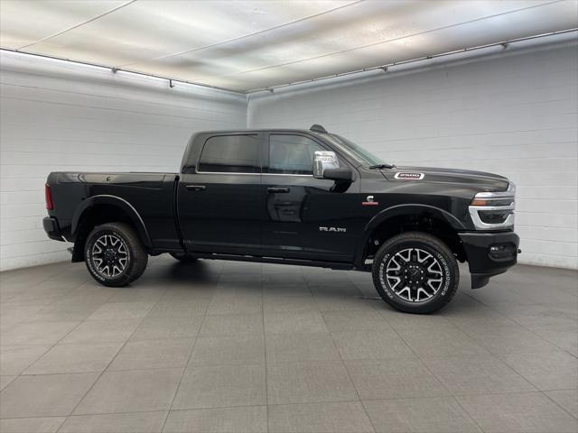 2025 RAM Ram 2500 RAM 2500 LIMITED LONGHORN CREW CAB 4X4 64 BOX