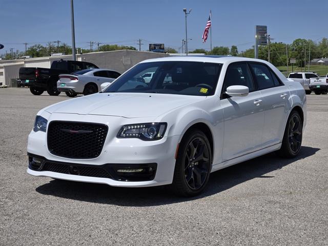 2023 Chrysler 300 300S