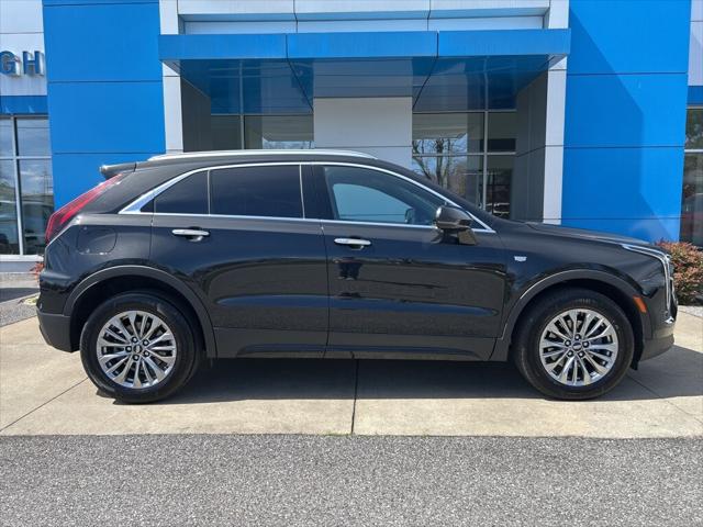 2024 Cadillac XT4 FWD Premium Luxury